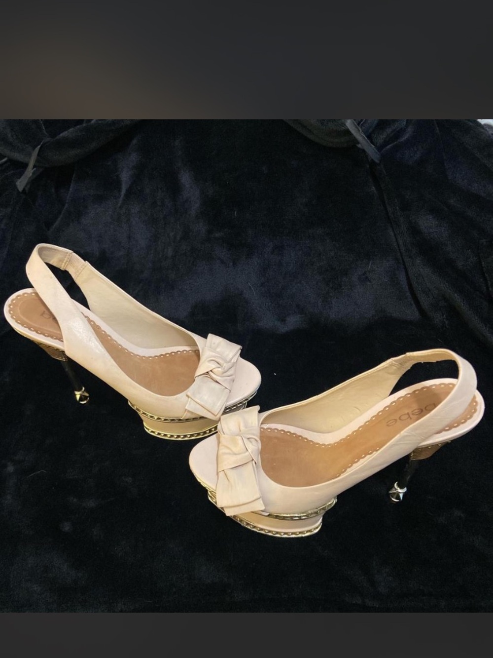 Vero Cuoio Cream Slingback Peep-Toe Heels with Bow and Gold Trim